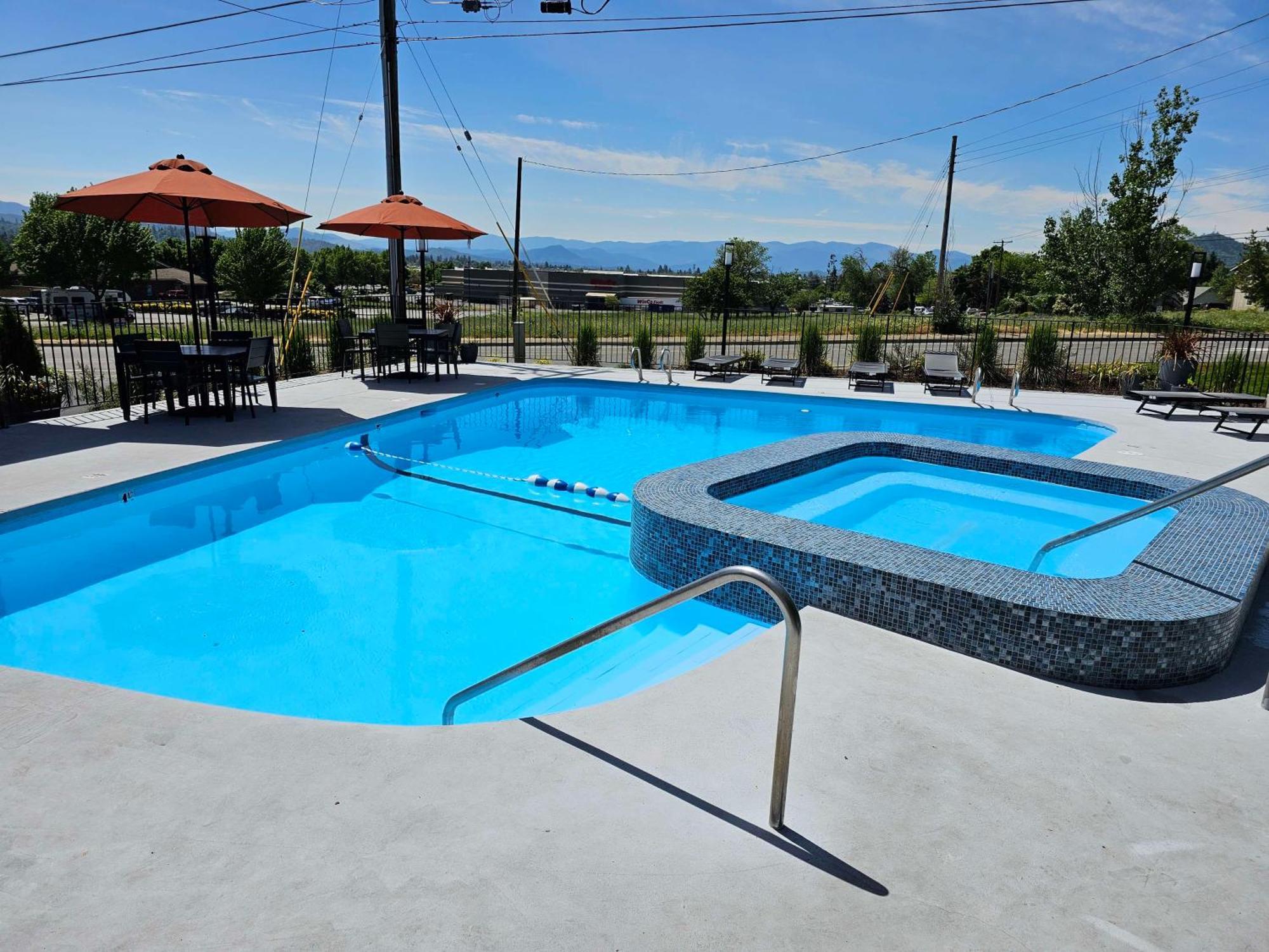 Best Western Grants Pass Inn Exterior photo